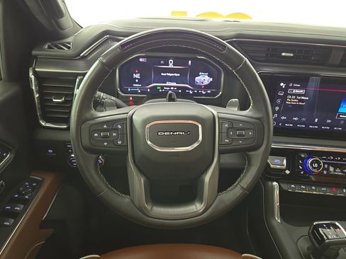 Certified 2025 GMC Sierra 1500 Denali Ultimate image 14