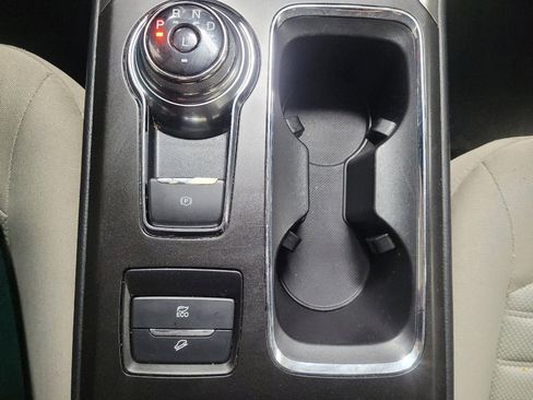 Used 2018 Ford Fusion S image 26