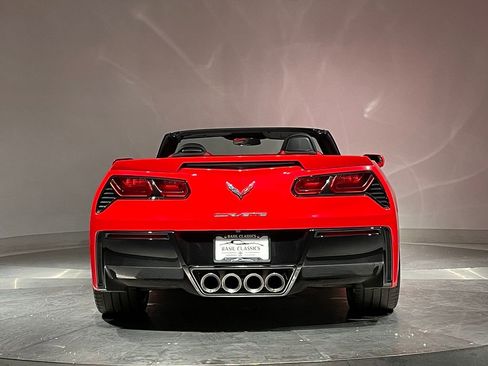 Used 2015 Chevrolet Corvette Stingray Convertible w/ 2LT Preferred Equipment Group RWD image 7