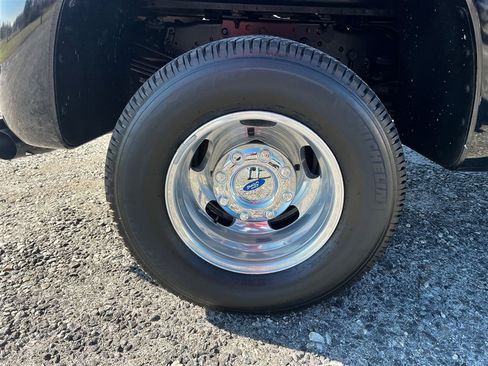 Used 2016 Ford F350 Lariat w/ Lariat Ultimate Package image 10