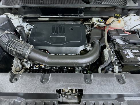 Used 2020 Chevrolet Blazer LT image 34