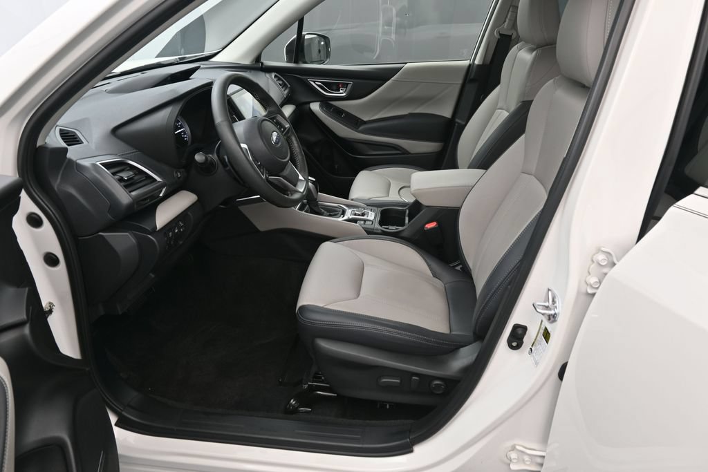 Used 2024 Subaru Forester Limited AWD/4WD image 18