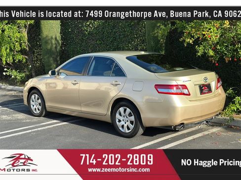 Used 2010 Toyota Camry XLE FWD image 8