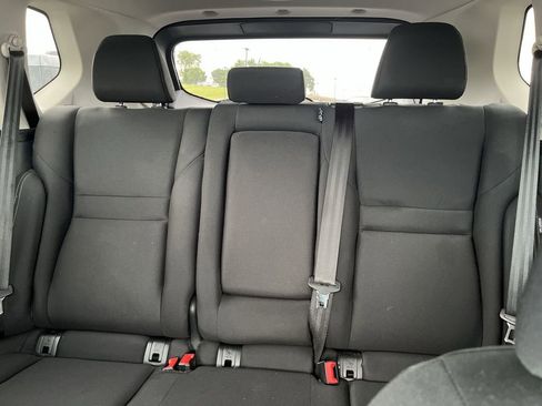 Used 2023 Nissan Rogue S AWD/4WD image 21