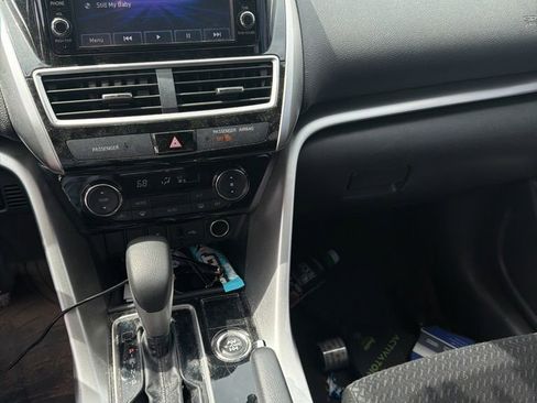Used 2019 Mitsubishi Eclipse Cross ES AWD/4WD image 10