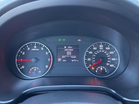 Used 2022 Kia Seltos LX image 7