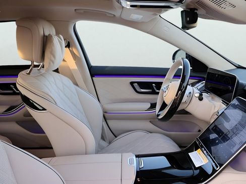 New 2026 Mercedes-Benz S 580 4MATIC Sedan image 10