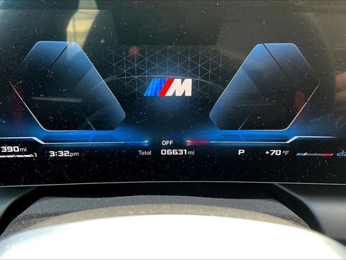 Used 2025 BMW M235i xDrive w/ Premium Package image 23