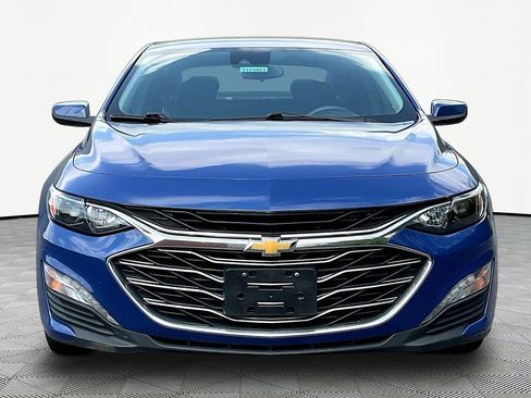 Used 2023 Chevrolet Malibu LT image 2
