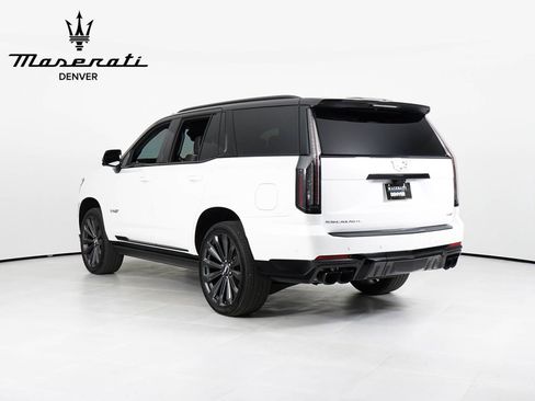 Used 2025 Cadillac Escalade V AWD/4WD image 3