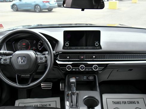 Used 2024 Honda Civic Sport image 35