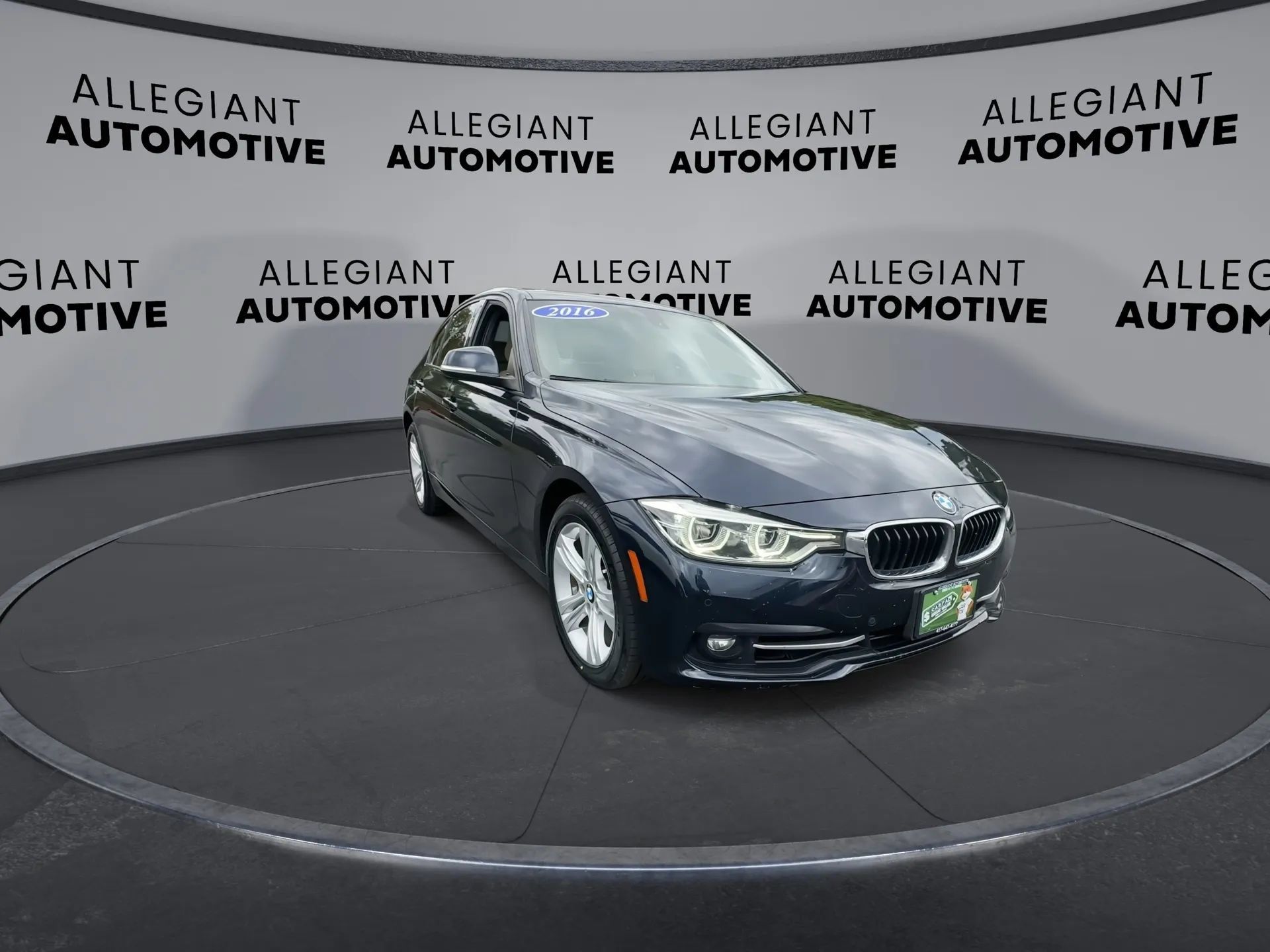 Used 2016 BMW 328i Sedan RWD image 4