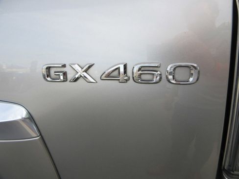 Used 2020 Lexus GX 460 Premium image 8