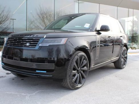 New 2026 Land Rover Range Rover SV image 1