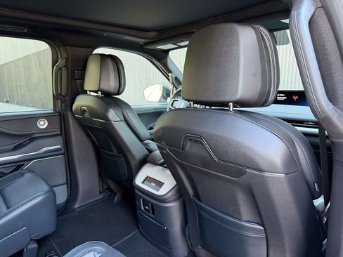 New 2026 Lincoln Navigator Reserve image 25