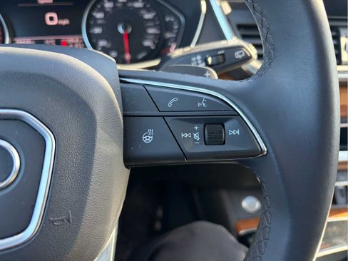 Used 2023 Audi Q5 2.0T Premium image 11