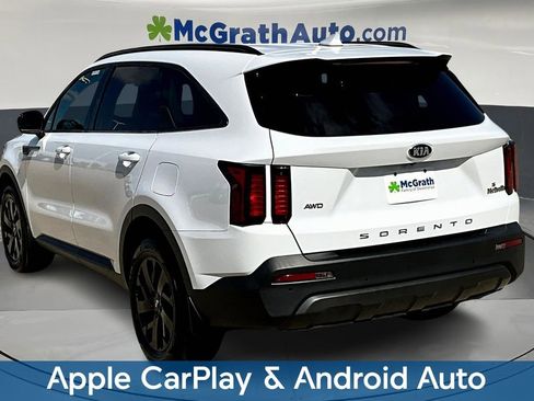Used 2021 Kia Sorento S image 4