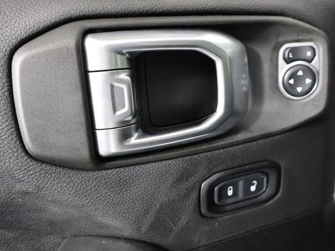 Used 2024 Jeep Wrangler Unlimited Sahara w/ Dual Top Group AWD/4WD image 19