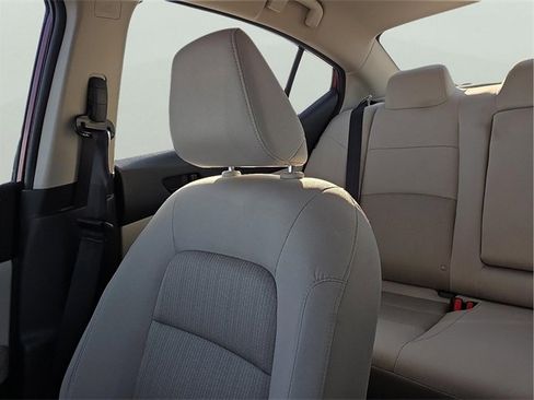 Used 2024 Nissan Altima 2.5 SV image 19