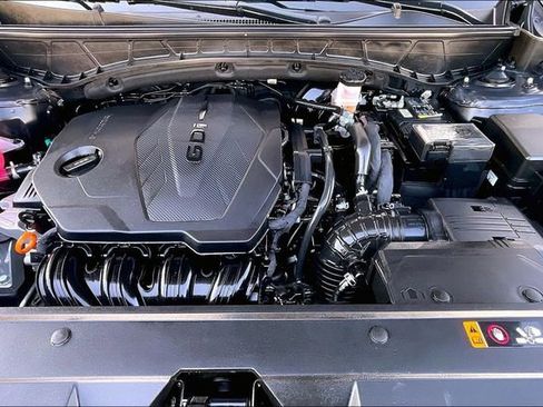 Certified 2024 Hyundai Santa Cruz SEL w/ Activity Package FWD image 9