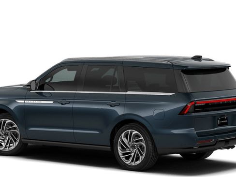 New 2026 Lincoln Navigator Reserve AWD/4WD image 25