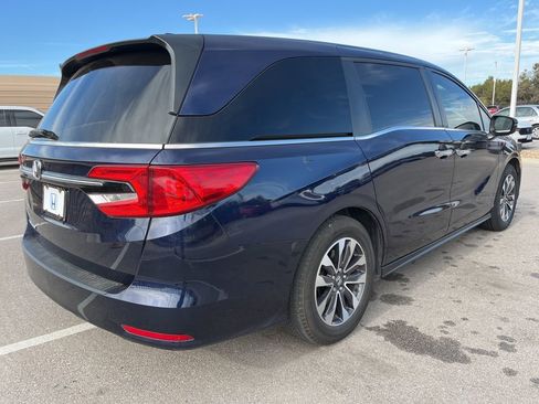 Used 2022 Honda Odyssey EX-L image 4