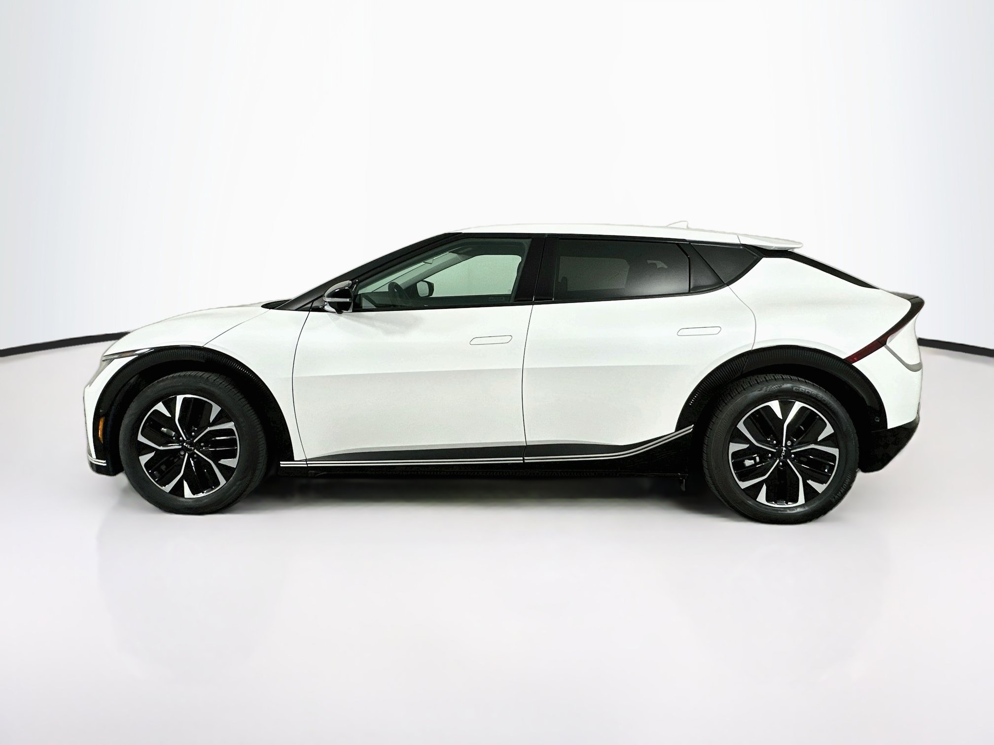 Used 2023 Kia EV6 Wind w/ Wind Technology Package RWD image 4