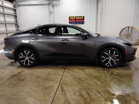 Used 2023 Toyota Crown AWD/4WD image 2