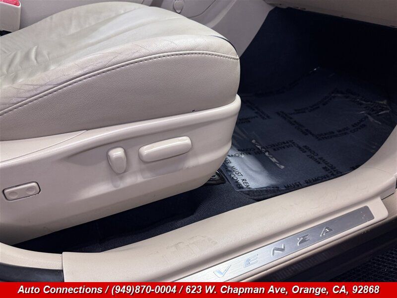 Used 2009 Toyota Venza AWD image 25