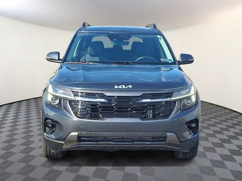 Used 2024 Kia Seltos X-Line AWD/4WD image 2