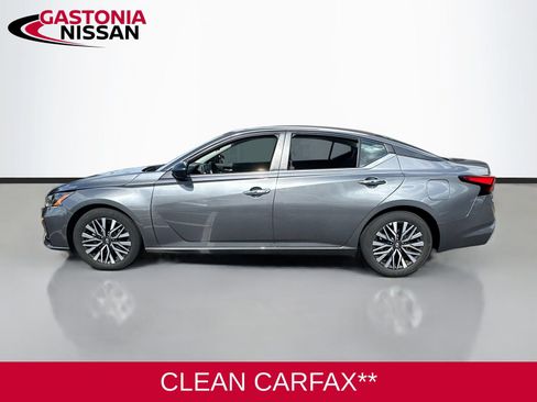 Used 2025 Nissan Altima 2.5 SV FWD image 5