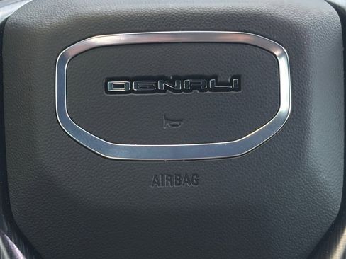 Used 2025 GMC Sierra 1500 Denali Ultimate image 12