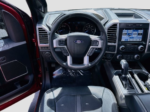 Used 2016 Ford F150 Platinum w/ Equipment Group 701A Luxury AWD/4WD image 20