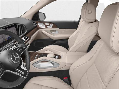 New 2026 Mercedes-Benz GLS 450 4MATIC image 6