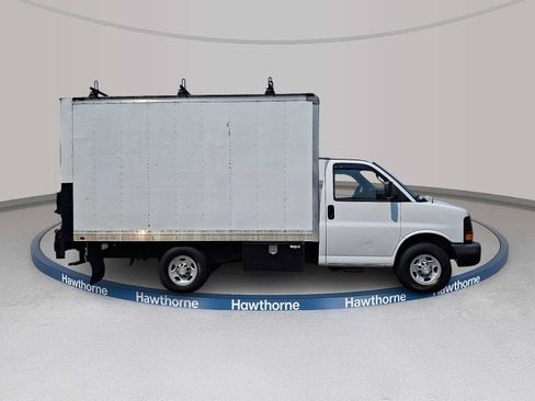 Used 2016 Chevrolet Express 3500 RWD image 7