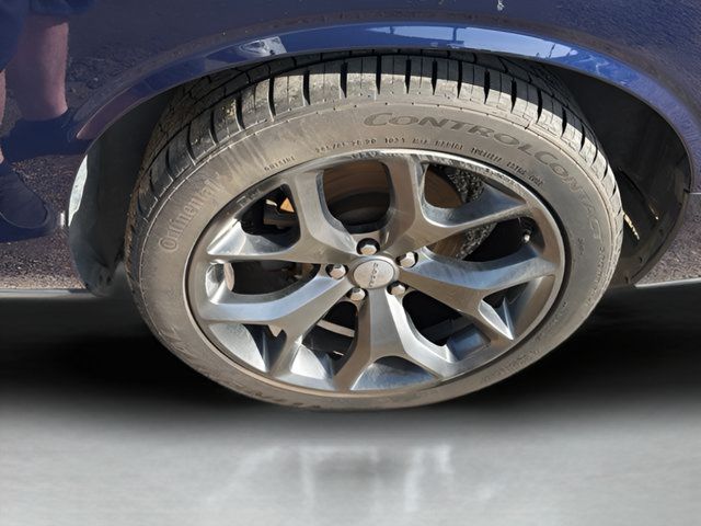Used 2015 Dodge Challenger SXT Plus w/ Driver Convenience Group RWD image 19