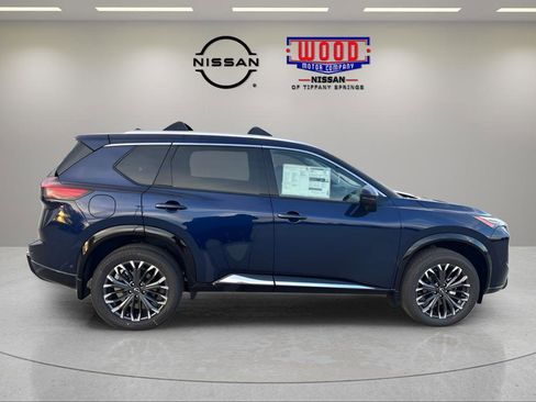 New 2026 Nissan Rogue Platinum w/ Platinum Premium Package image 2