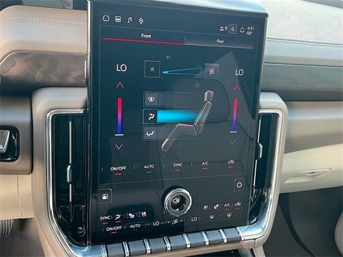 New 2026 GMC Yukon XL Denali w/ Denali Reserve Package image 11