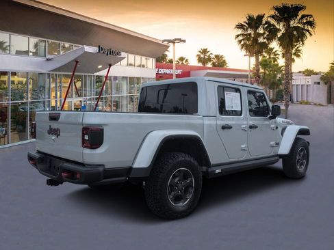 Used 2022 Jeep Gladiator Rubicon w/ LED Lighting Group AWD/4WD image 3