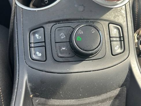 Used 2020 GMC Terrain SLT w/ Preferred Package AWD/4WD image 23