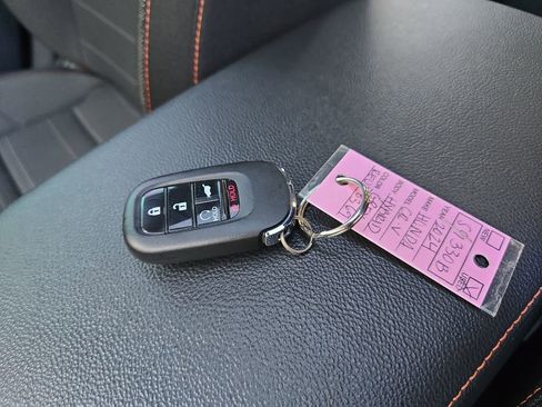 Used 2024 Honda CR-V Sport image 29