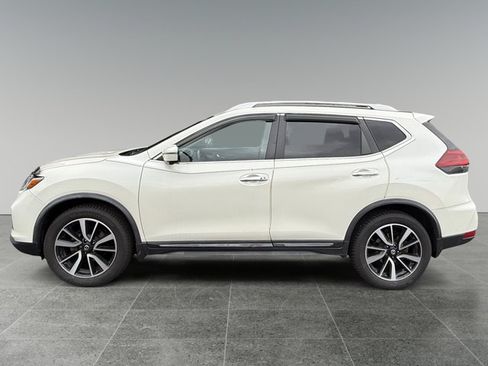 Used 2018 Nissan Rogue SL w/ Premium Package AWD/4WD image 2