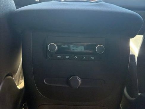 Used 2007 Chevrolet Silverado 2500 LTZ w/ Safety Package AWD/4WD image 9