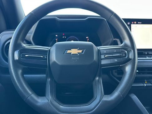 Used 2023 Chevrolet Colorado W/T RWD image 23