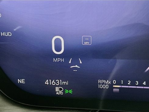 Used 2024 Buick Envision Preferred AWD/4WD image 19