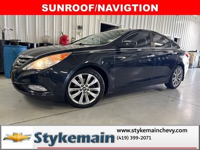 Used 2012 Hyundai Sonata SE w/ Navigation & Sunroof Pkg