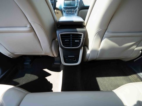 Used 2016 Lincoln MKX Reserve w/ Technology Package AWD/4WD image 22