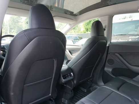 Used 2023 Tesla Model Y Long Range AWD/4WD image 22