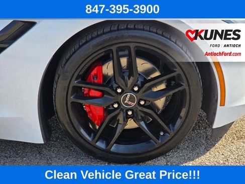 Used 2014 Chevrolet Corvette Stingray Convertible w/ 2LT Preferred Equipment Group RWD image 17