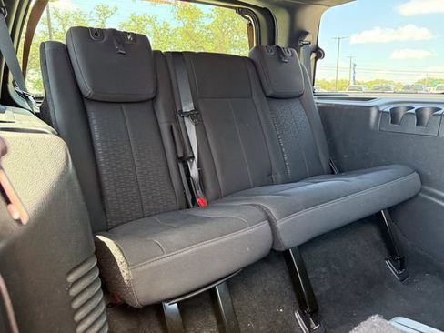 Used 2017 Ford Expedition XLT RWD image 18
